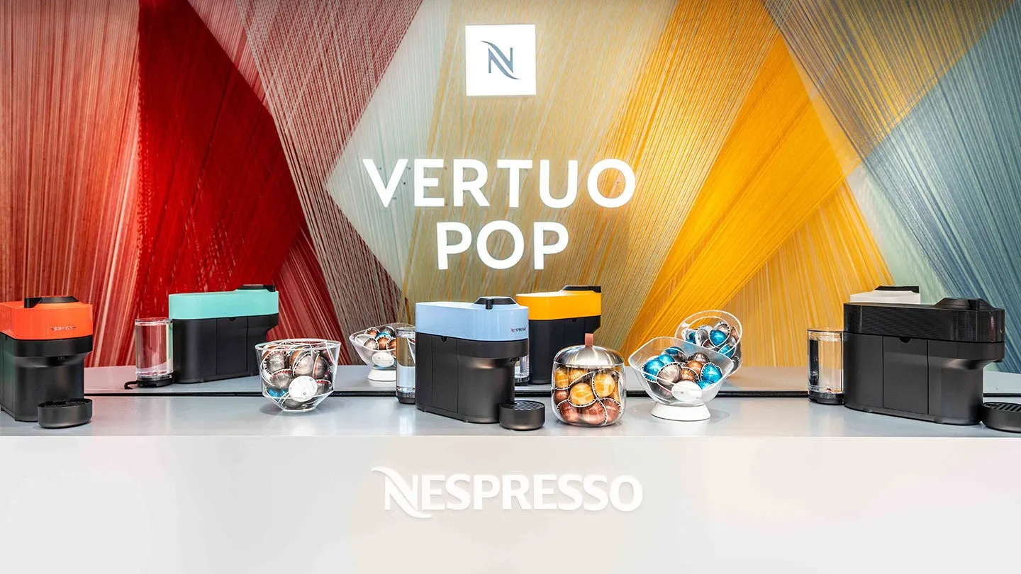 VERTUO POP 玩色咖啡快閃店多色機款陳列